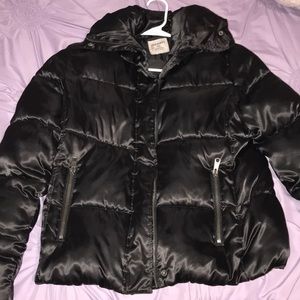 black puffer jacket